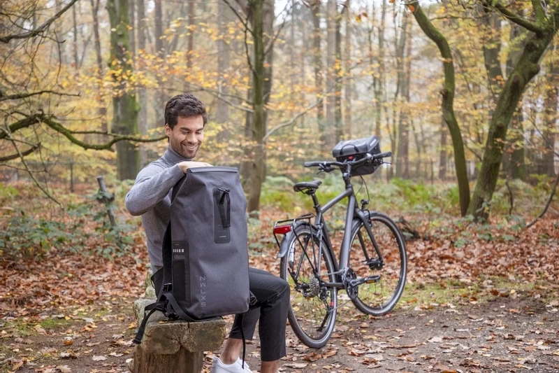 New Looxs Varo Fietsrugzak - 22 Liter - Grijs - Afbeelding 5